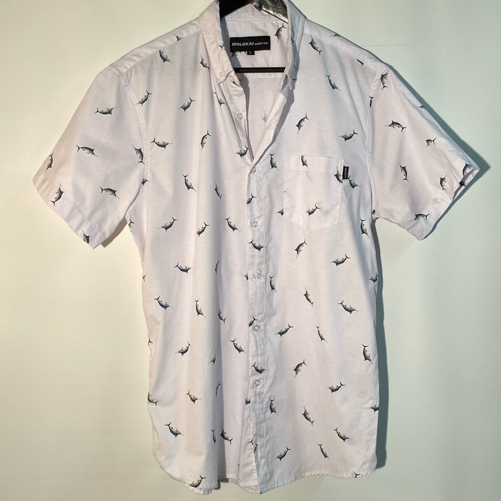Molokai Surf Co. - men’s short sleeve shirt. Size L